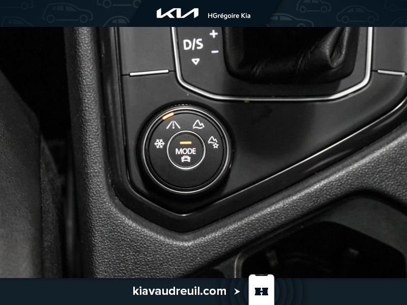 2020 Volkswagen Tiguan Grey Blainville - photo #23