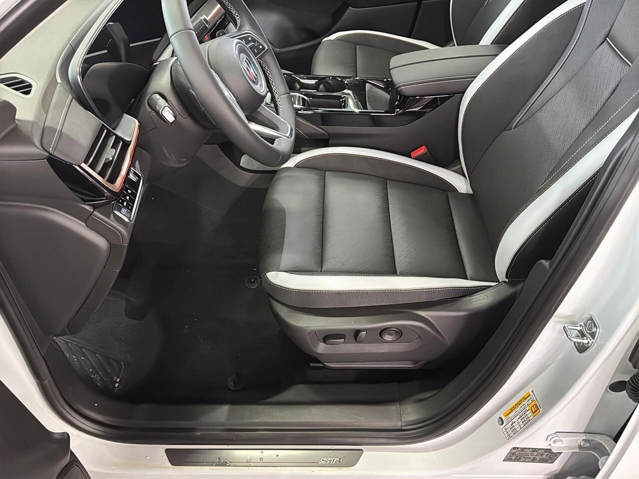 BUICK Envision SPORT TOURING 2026 BLANC SOMMET Saint-Hyacinthe - photo #8