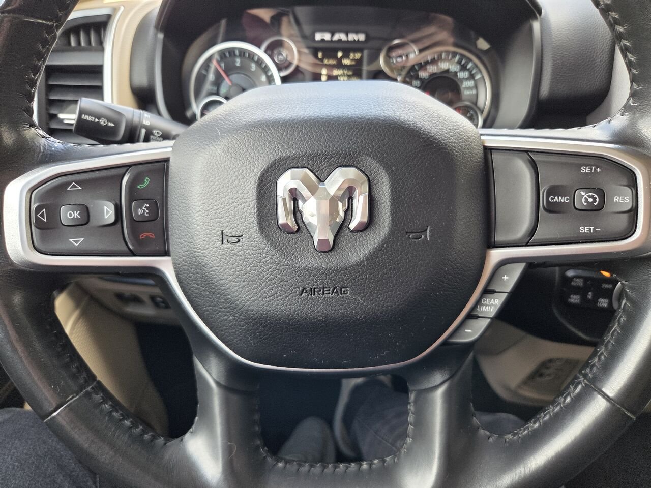 2021 RAM 1500 BIGHORN Green Mont-Laurier - photo #19