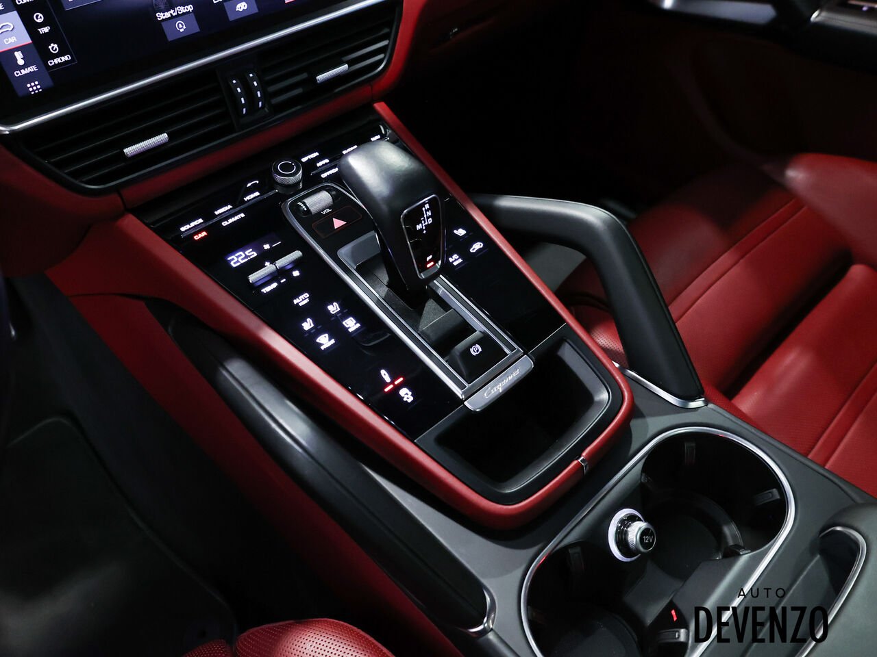 2020 Porsche Cayenne Black Saint-Eustache - photo #15
