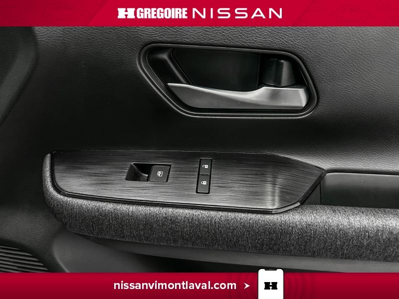 2025 Nissan Kicks Grey Laval - photo #12