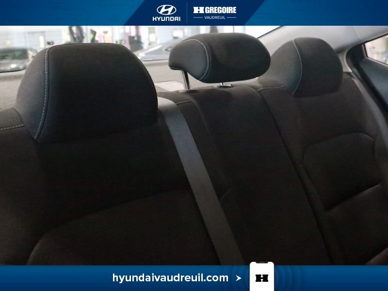 2018 Hyundai Elantra White Saint-Eustache - photo #30