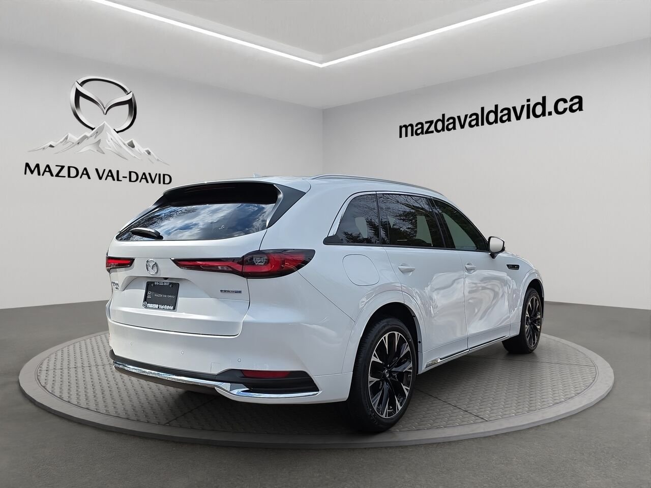 2026 Mazda CX-90 PHEV Signature PHEV, 7 passagers, toit pano, cuir, sièges ventilés Platinum Quartz Metallic Val-David - photo #19