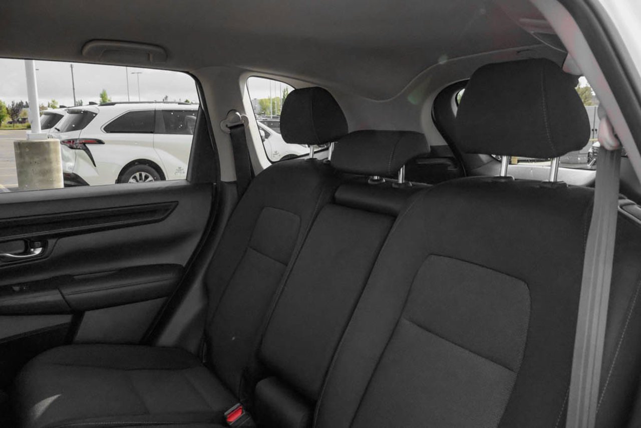 2025 Honda CR-V LX AWD White Sherwood Park - photo #27