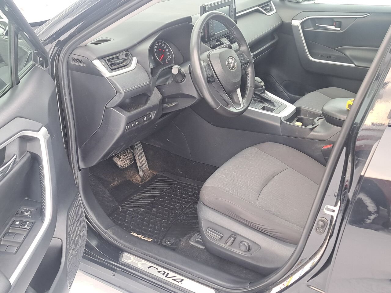 Toyota RAV4 XLE TI 2019 Noir minuit métallisé Lac-Etchemin - photo #12
