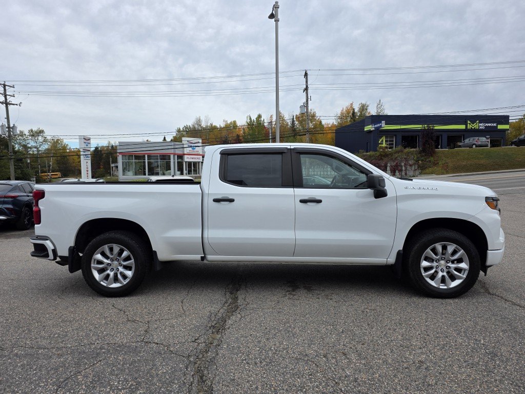 Chevrolet Silverado 1500 Custom 4X4 2022 Blanc Mont-Laurier - photo #32