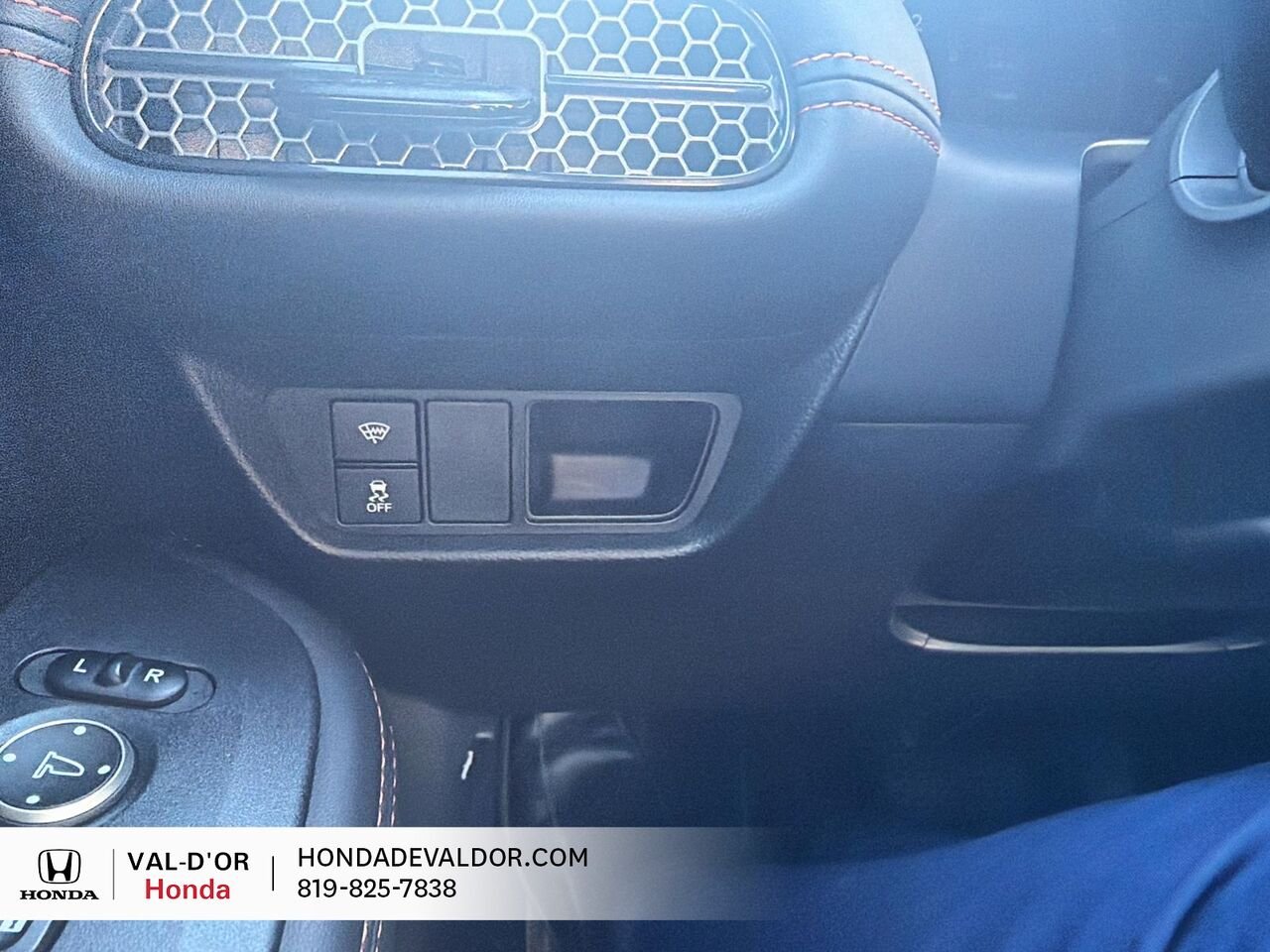 2025 Honda HR-V Sport AWD ALL BLACK GARANTIE PROLONGÉE Black Val-d'Or - photo #12