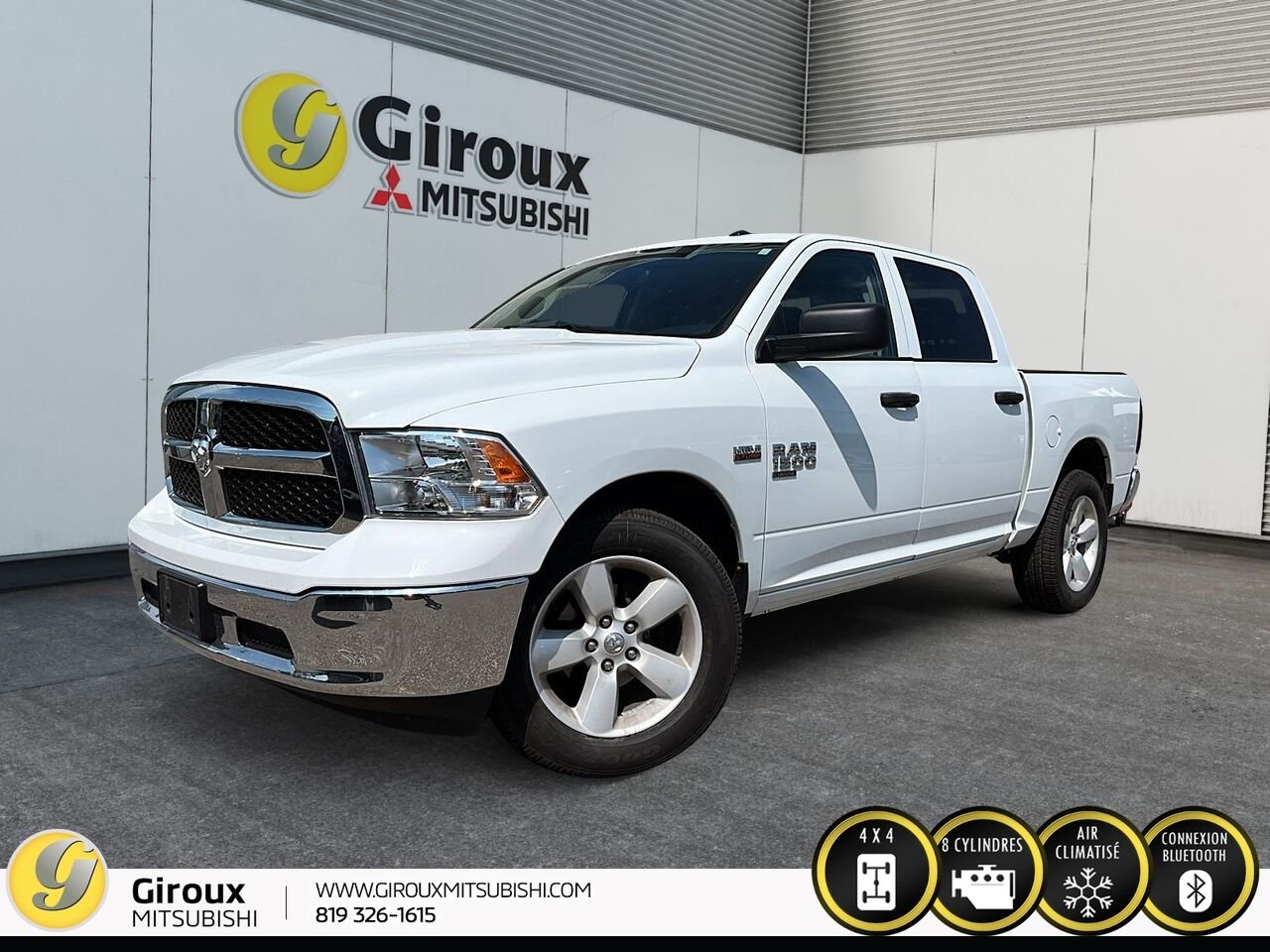RAM 1500 CLASSIC 2022 Blanc Sainte-Agathe-des-Monts - photo #0