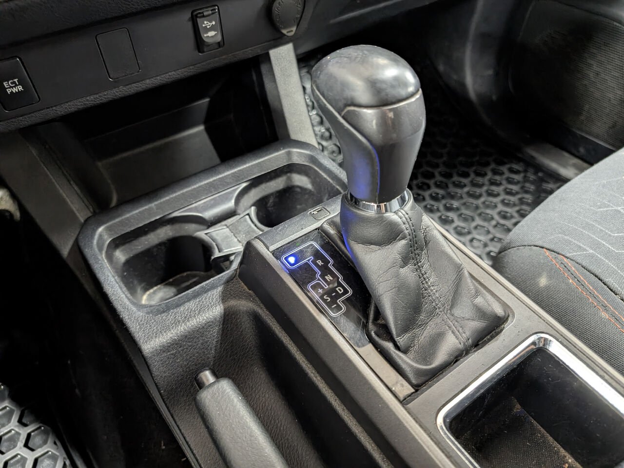 2017 Toyota Tacoma 5TFDZ5BN2HX018435 Inferno Sherbrooke - photo #22