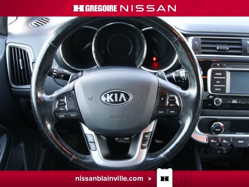 2016 Kia Rio Laval - photo #13