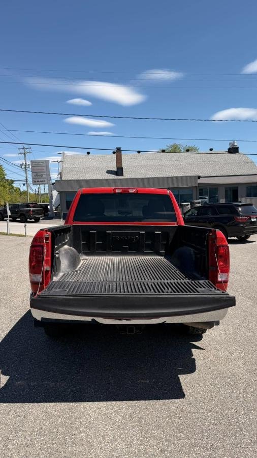RAM 1500 Classic 2023 Rouge Nantes - photo #8