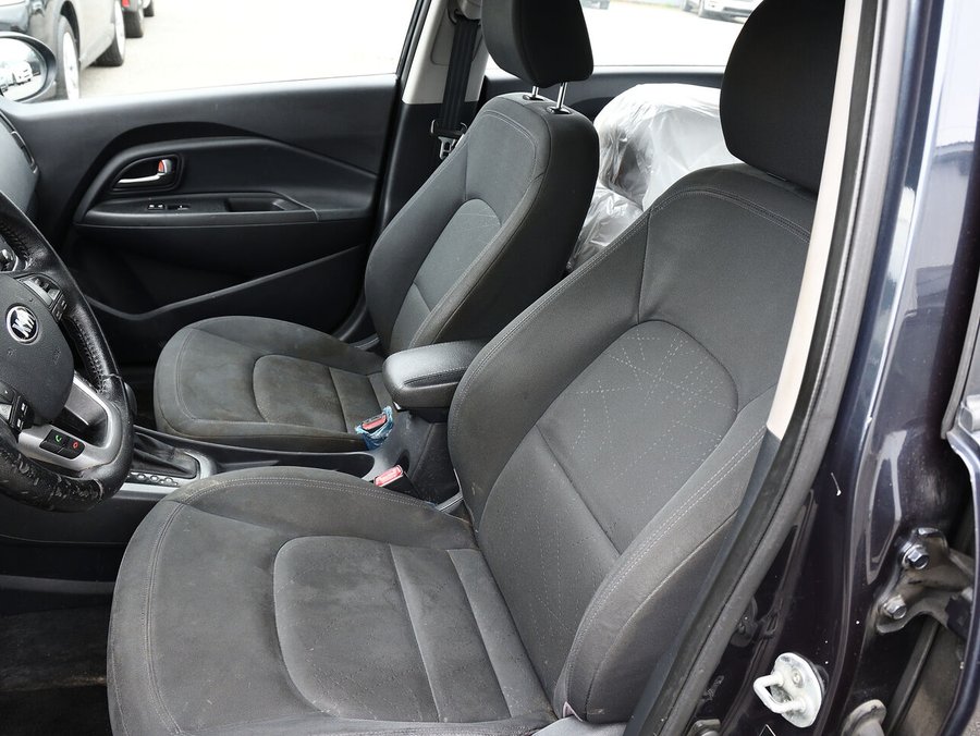 Kia Rio Hayon 5 portes, boîte automatique EX 2013 Noir