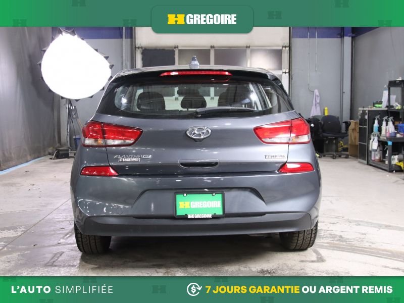 2019 Hyundai Elantra Grey Blainville - photo #5