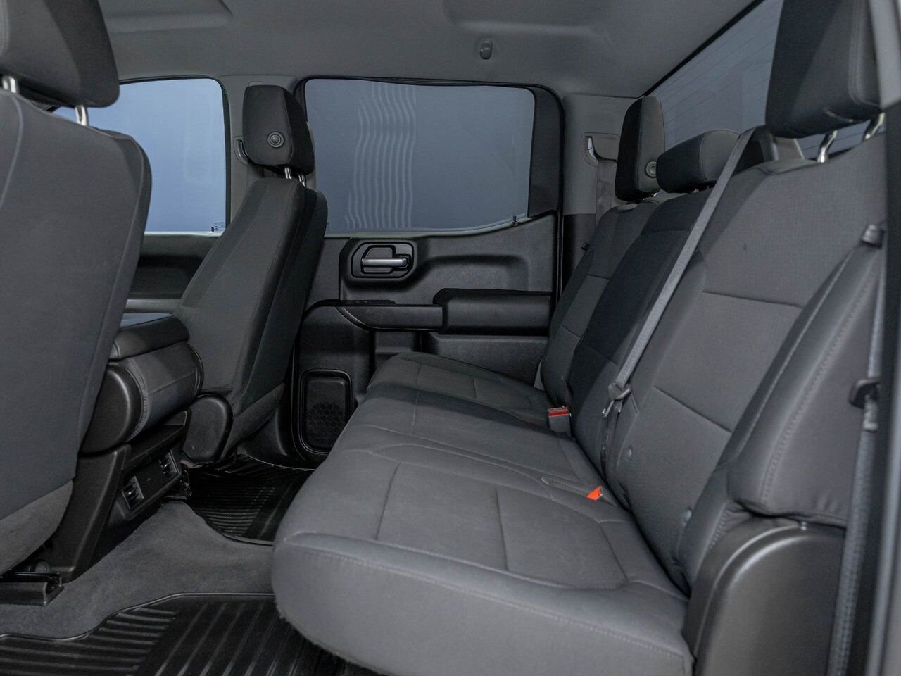 Chevrolet Silverado 1500 CUSTOM TRAIL BOSS CREW V8 4X4 *GR. REMORQ* CARPLAY 2019 Blanc Saint-Jérôme - photo #26