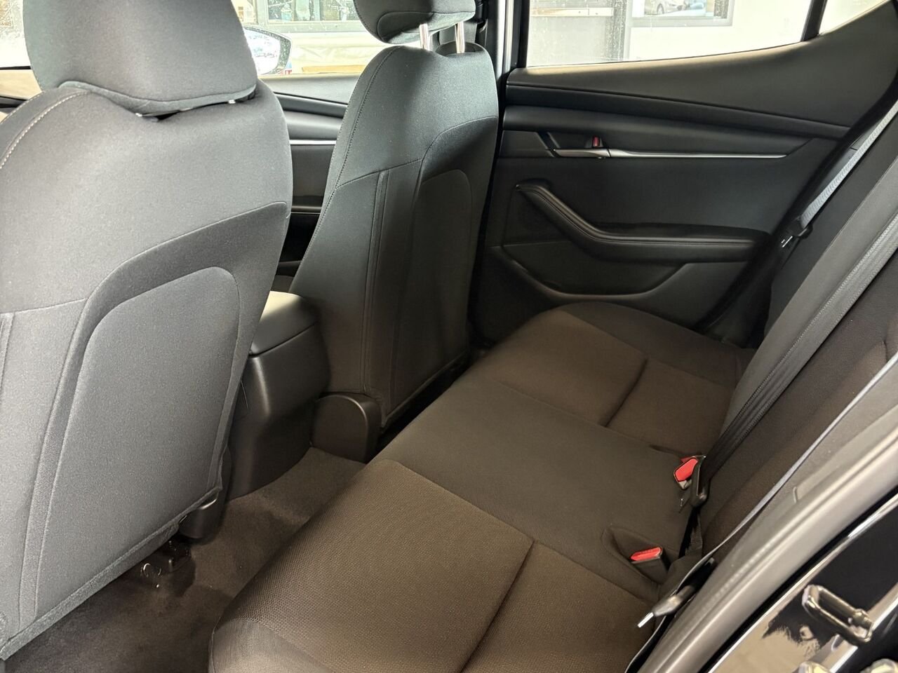 2026 MAZDA Mazda3 Sport GX Jet Black Mica Châteauguay - photo #11