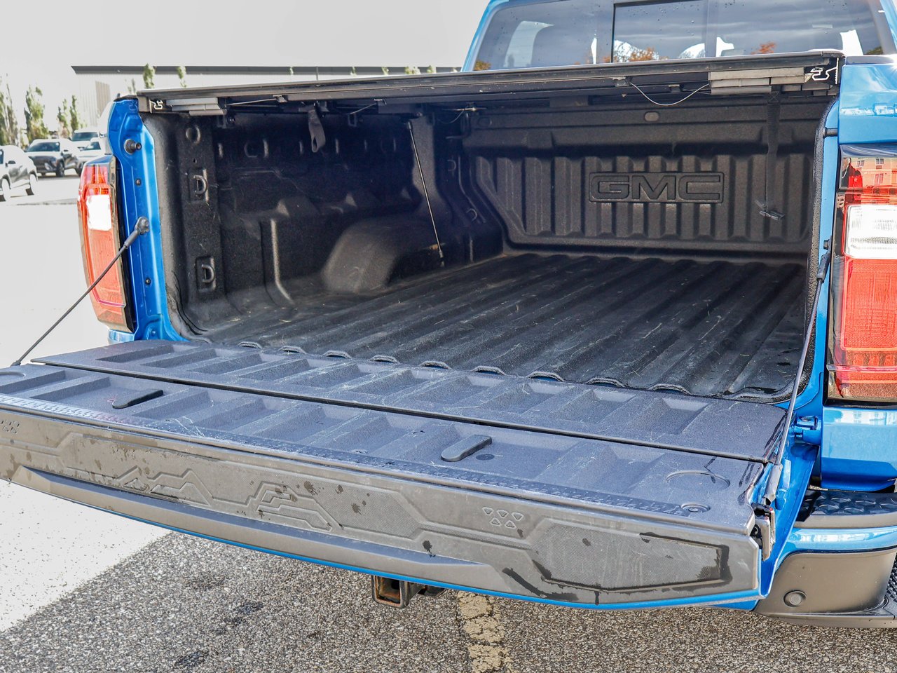 2024 GMC Canyon 4WD Crew Cab AT4 Blue Sherwood Park - photo #14