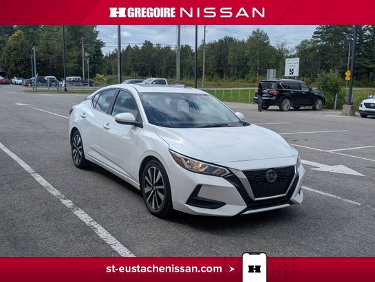 Nissan Sentra SV Moonroof TOIT OUVRANT CAREPLAY APPLE MAGS 2.99 2023 Blanc