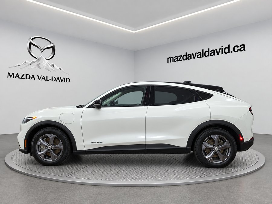 Ford Mustang Mach-E Sélect 2023 Blanc