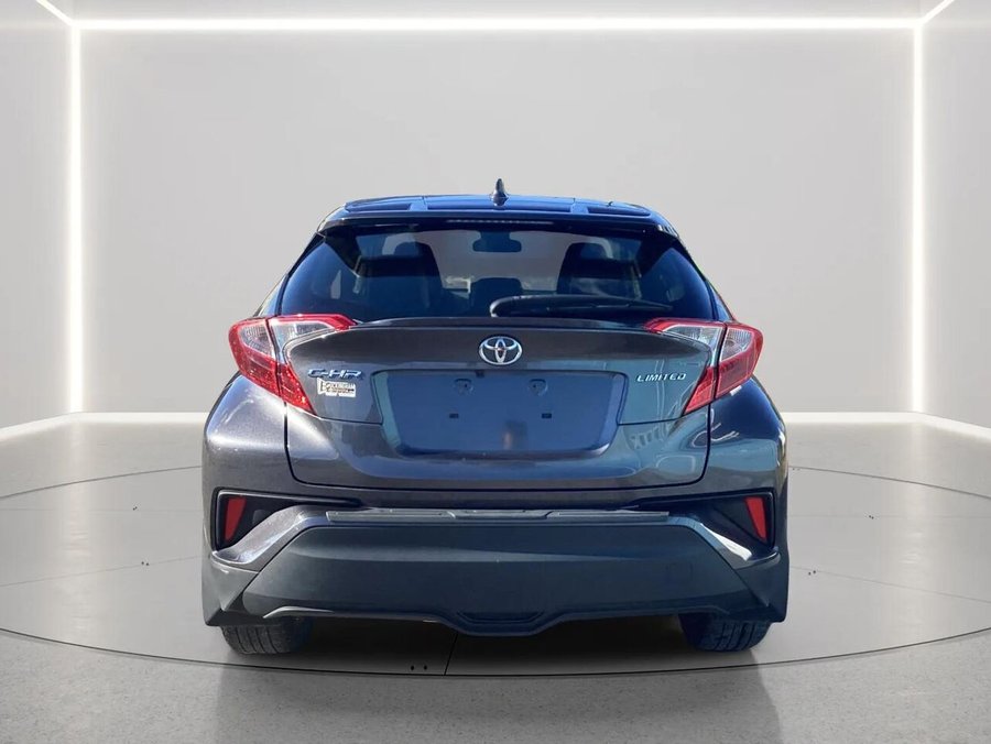 2022 TOYOTA C-HR LIMITED Limited TA Grey
