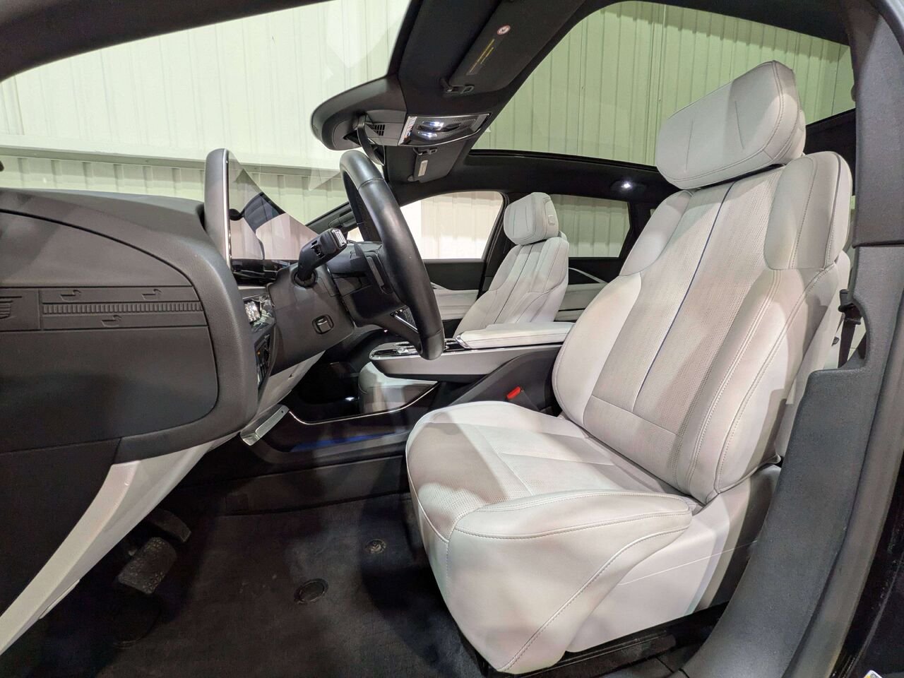 2024 Cadillac LYRIQ 4dr Sport w/1SF Black Val-David - photo #1