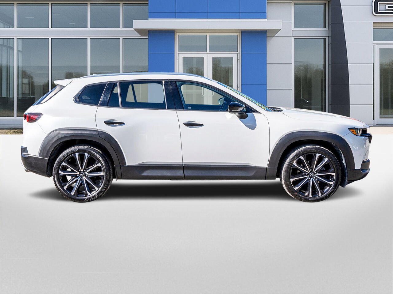 2023 Mazda CX-50 Modèle GT AWD White Châteauguay - photo #5