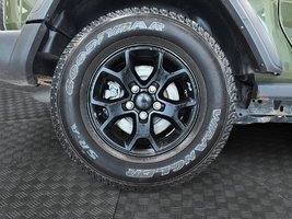 2021 Jeep Wrangler Willys Green Baie-Comeau - photo #11