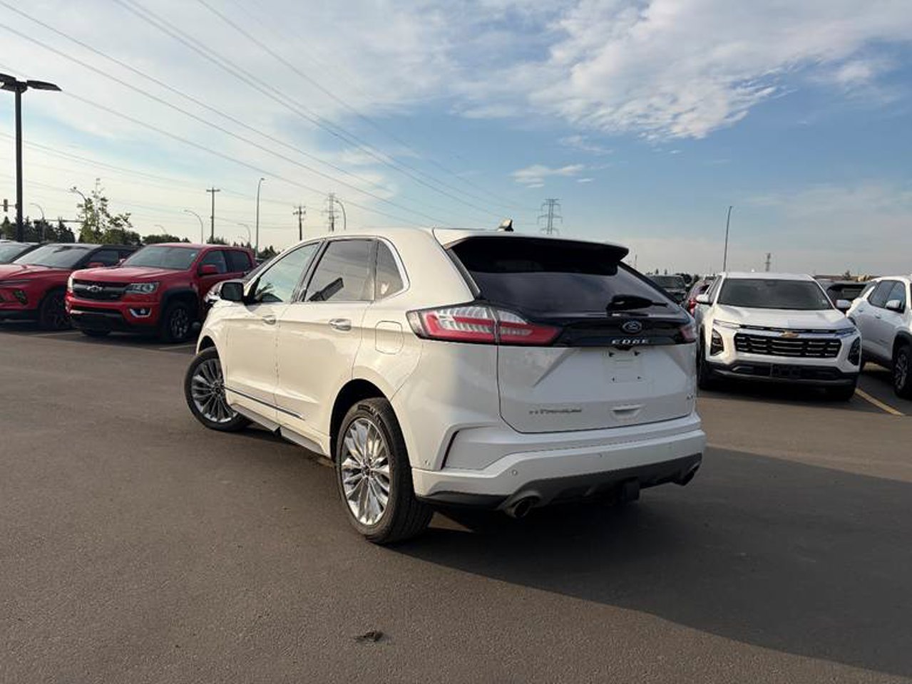 2022 Ford Edge Titanium AWD White Sherwood Park - photo #3