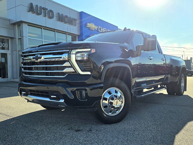 2026 CHEVROLET Silverado 3500HD K3500 SILVERADO CREW CAB HIGH COUNTRY L/BOX DURAMAX DRW (3LZ) Black Mont-Laurier - photo #0