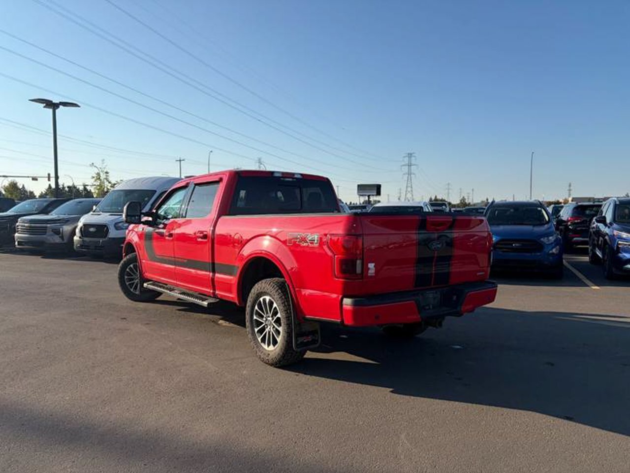 2018 Ford F-150 LARIAT 4WD SuperCrew 5.5' Box Red Sherwood Park - photo #3