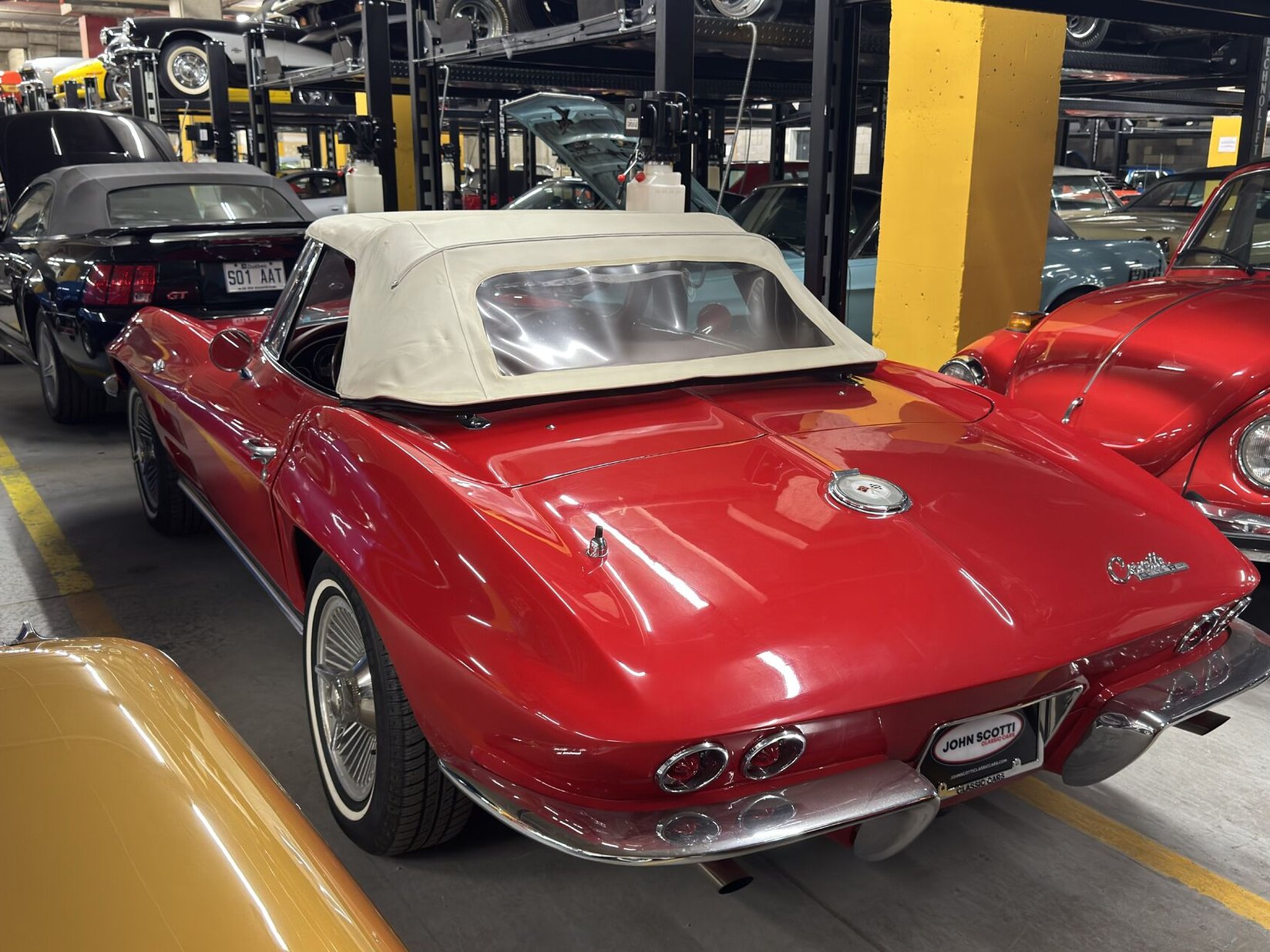 Chevrolet Corvette 1964 Rouge Montréal - photo #15