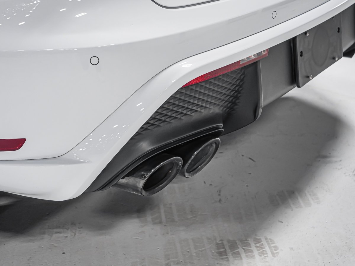 Porsche Macan S MAGS 21PO SUSP ADAPT ECHAPPEMENT CARBONE 2023 Blanc Montréal - photo #6