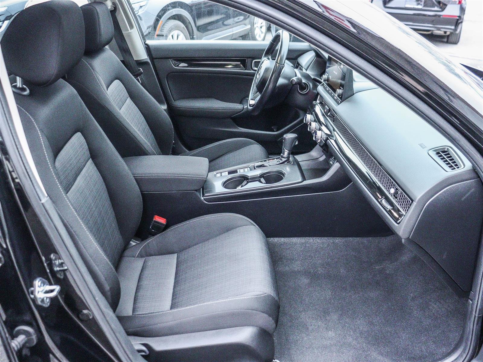 2024 Honda Civic Sedan EX Ottawa & Gatineau - photo #14