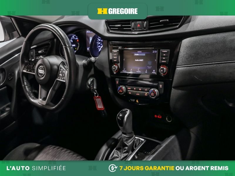 2020 Nissan Rogue White Laval - photo #24