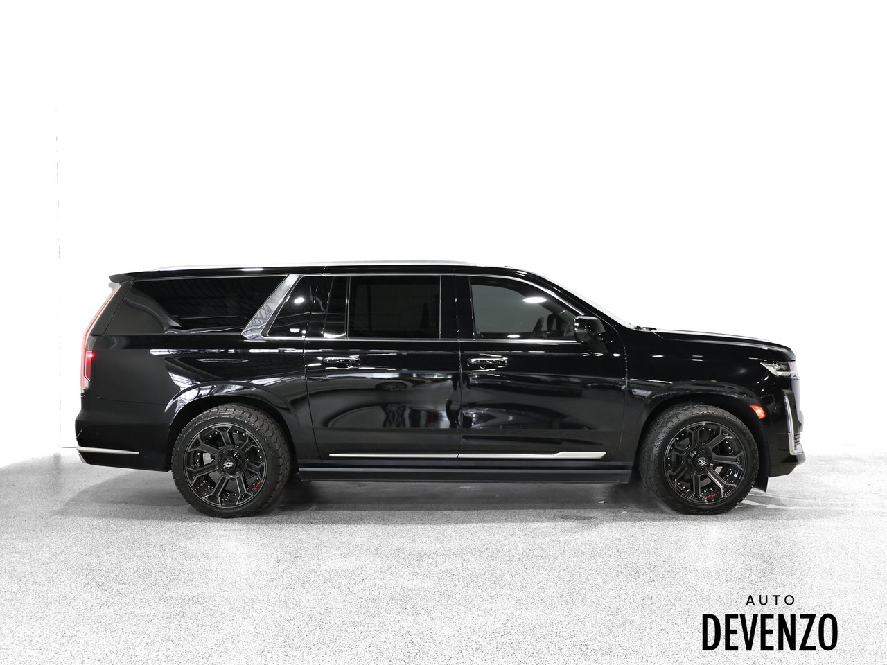 Cadillac Escalade ESV 2023 Noir Saint-Eustache - photo #2