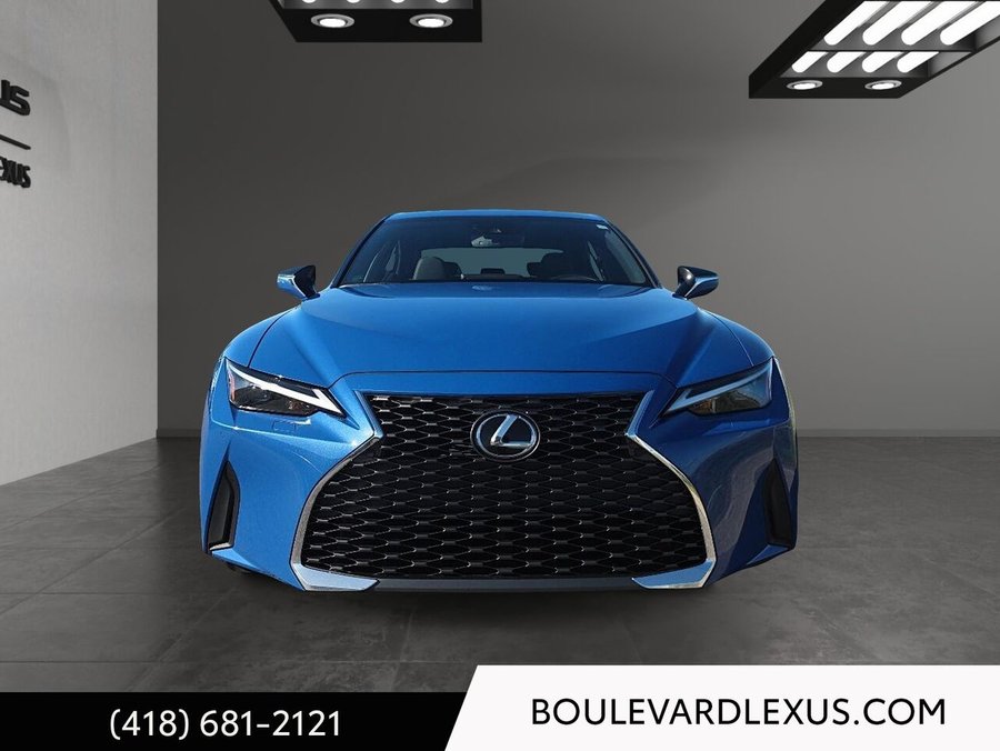 Lexus IS IS 300 TI 2023 Bleu