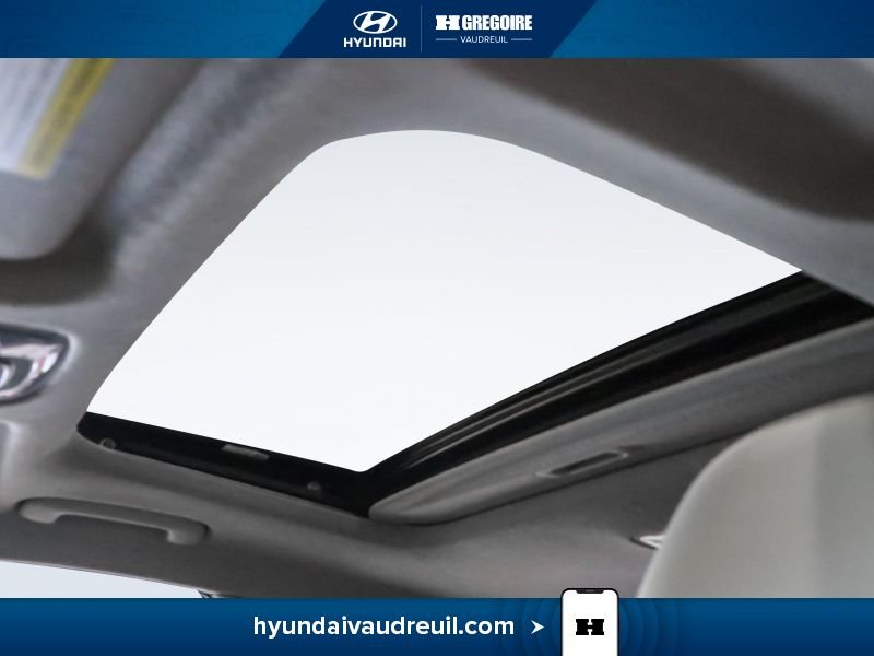 2023 Hyundai Elantra Grey Blainville - photo #18