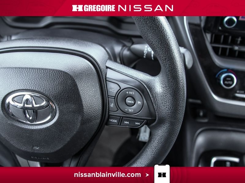2022 Toyota Corolla Blue Blainville - photo #16