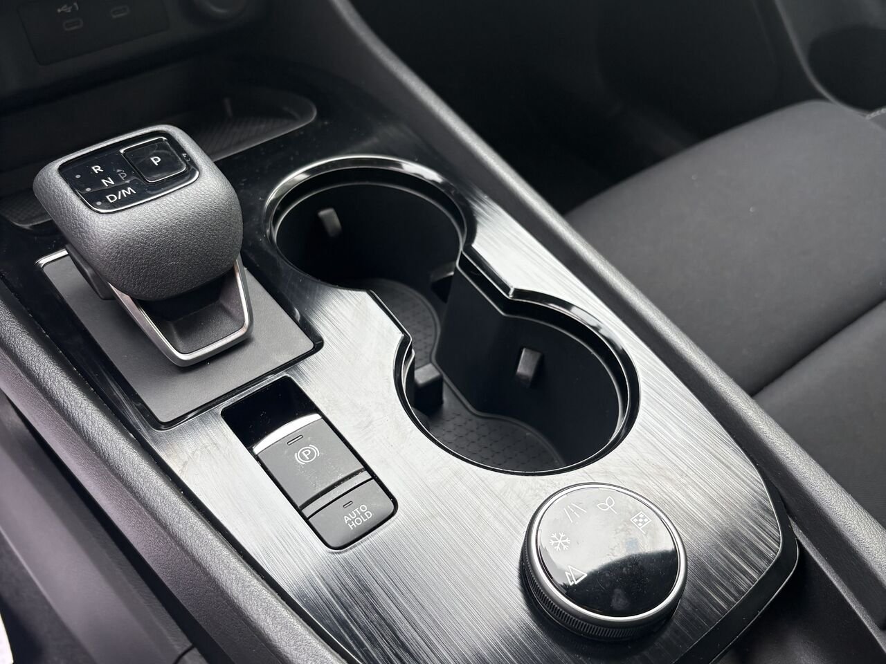 2024 Nissan Rogue S Black Mont-Laurier - photo #11